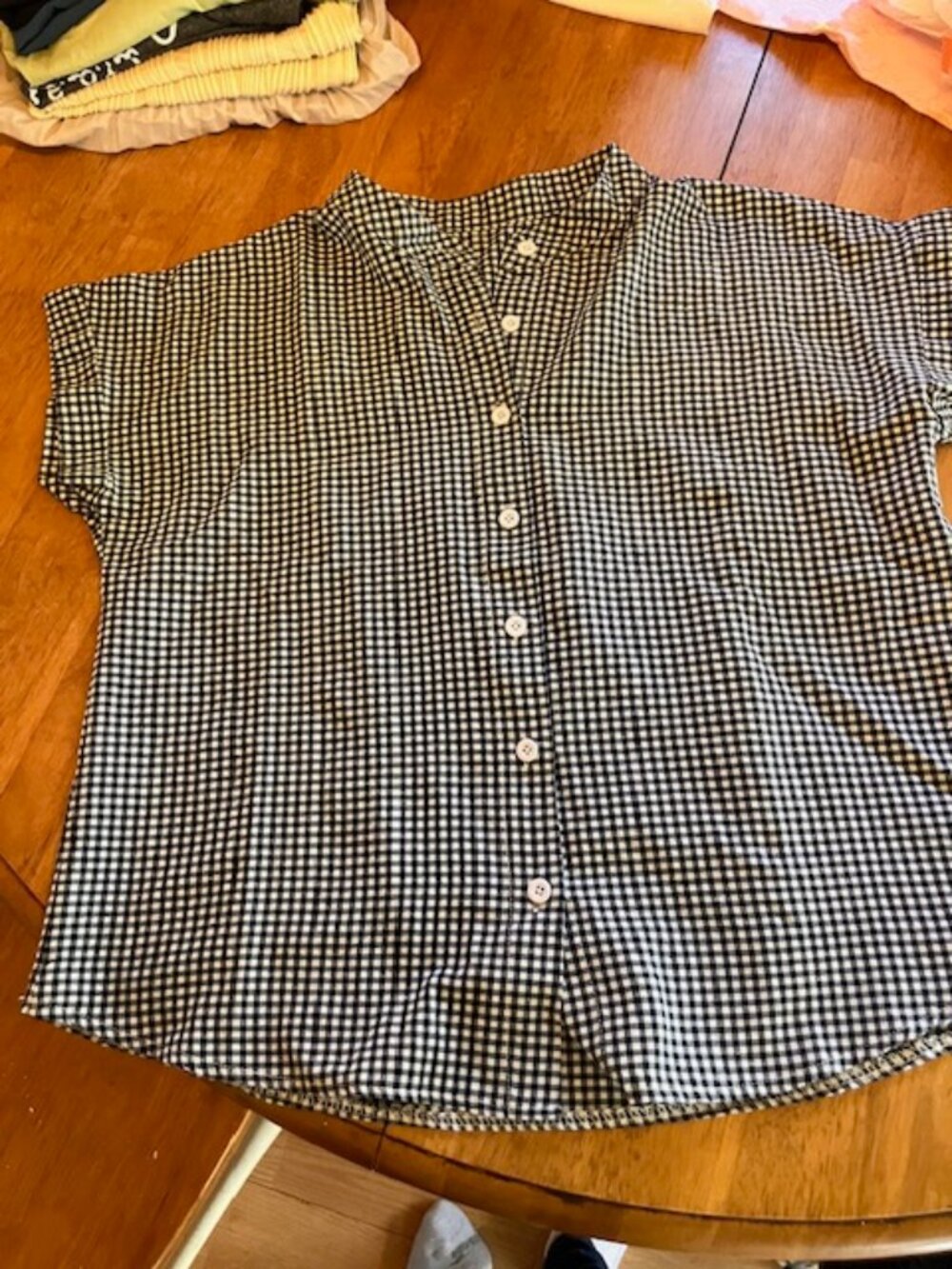 Women's Black and White Summer Shirt